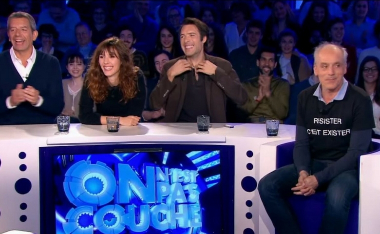 Les communistes ne rampent pas devant la parodie de démocratie des bourgeois.