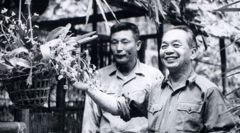 Hommage à Võ Nguyên Giáp